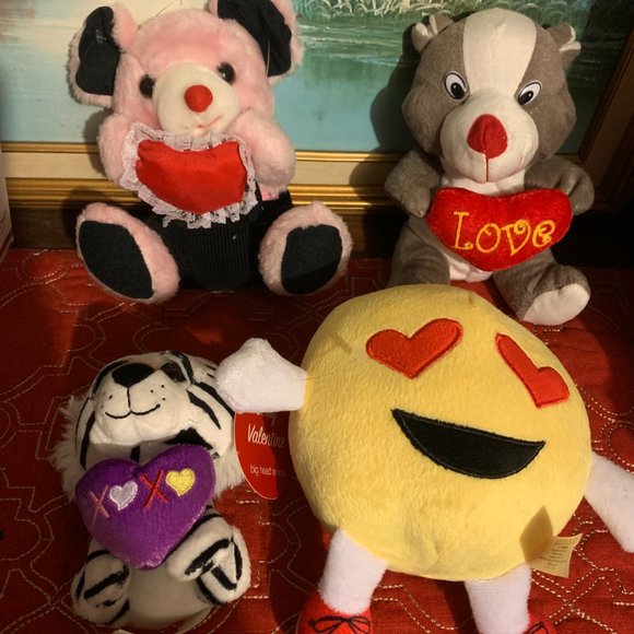 BUNDLE of 4 Stuffed Plush Toy - Picture 2 of 15